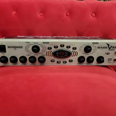 Behringer Bass V Amp Pro Silver Used Good 118 99 21 Off 24 99 Shipping Victor Litz