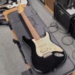 Fender American Standard Stratocaster HSS with case 2012 – Black