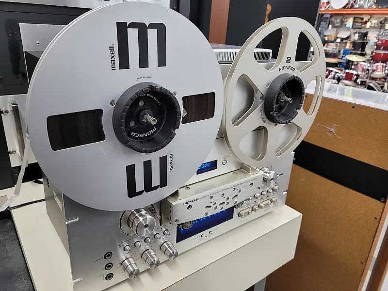 Pioneer RT 909 reel-to-reel tape recorder. Classic Vintage. Fully  revitalized.