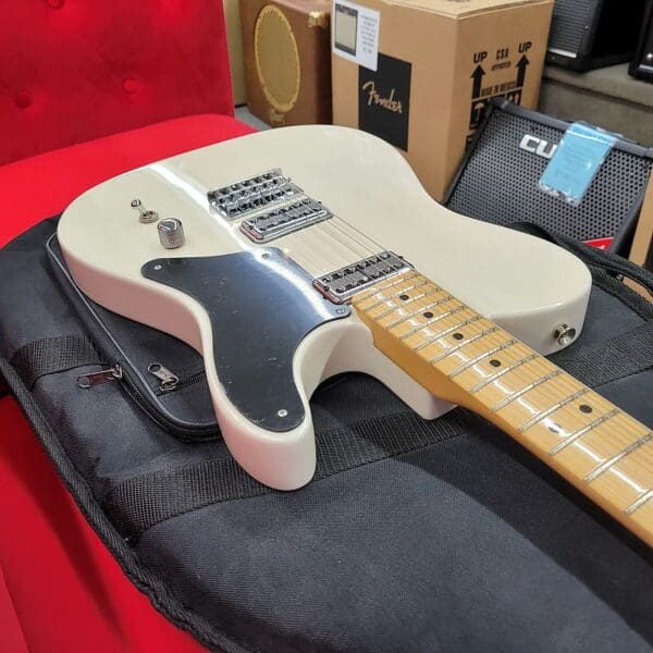 Fender Classic Player Cabronita Telecaster 2013 - White Blonde - Image 10