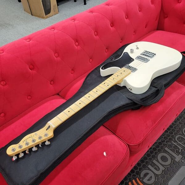 Fender Classic Player Cabronita Telecaster 2013 - White Blonde - Image 15