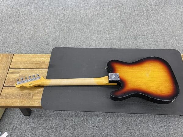 Fender Custom Shop 1968 Tele Thinline Journeyman Relic 2023 - 3-Color Sunburst - Image 8