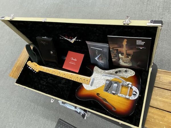 Fender Custom Shop 1968 Tele Thinline Journeyman Relic 2023 - 3-Color Sunburst