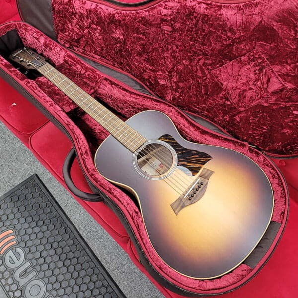 Taylor AD12e American Dream with Bag - Tobacco Sunburst