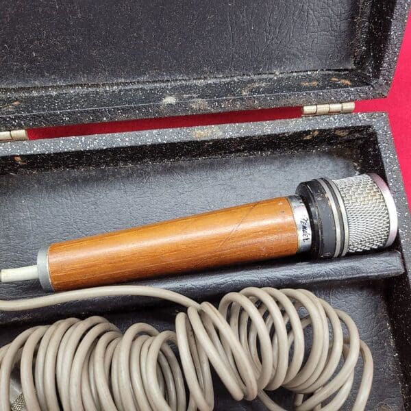 Fender F-520 Vocal Mic made by AKG 1960s - Wood - Image 8