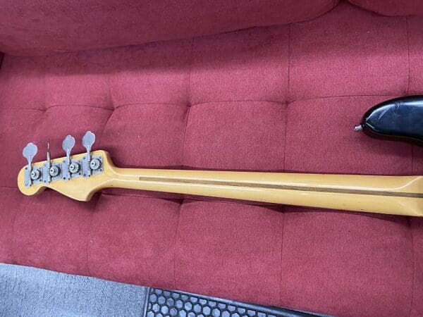 Fender 1978 Jazz Bass - Black with Maple Neck - Image 5