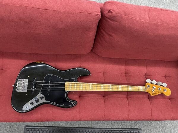 Fender 1978 Jazz Bass - Black with Maple Neck - Image 21