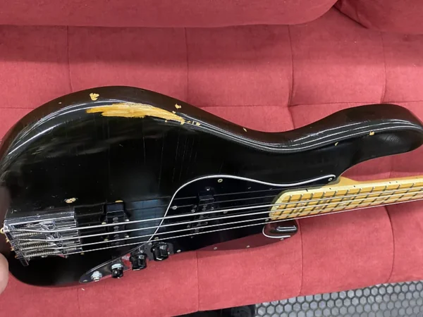 Fender 1978 Jazz Bass - Black with Maple Neck - Image 20