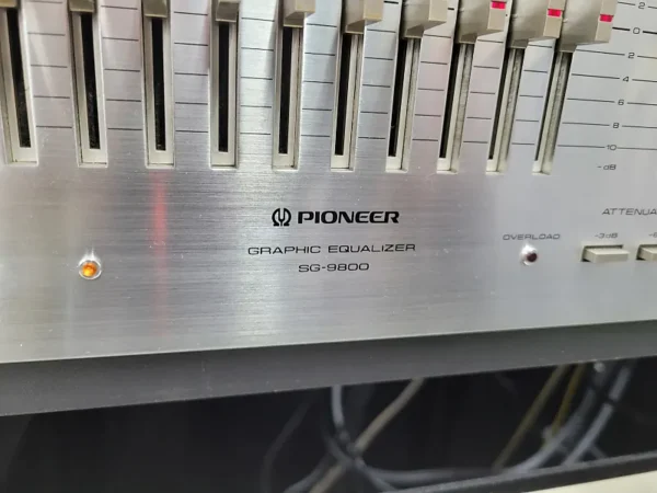 Pioneer SG-9800 Stereo Graphic Equalizer 1970s - Silver - Image 4