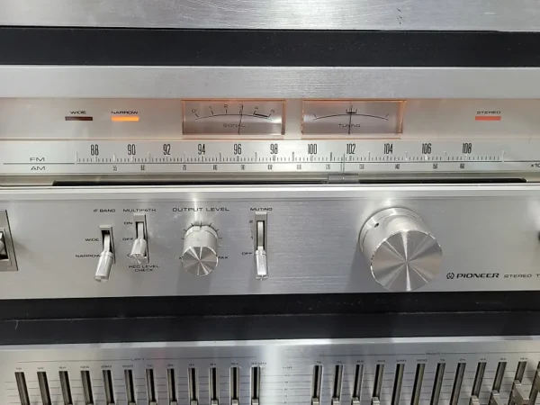 Pioneer TX-9500II Stereo Tuner 1970s - Silver - Image 10