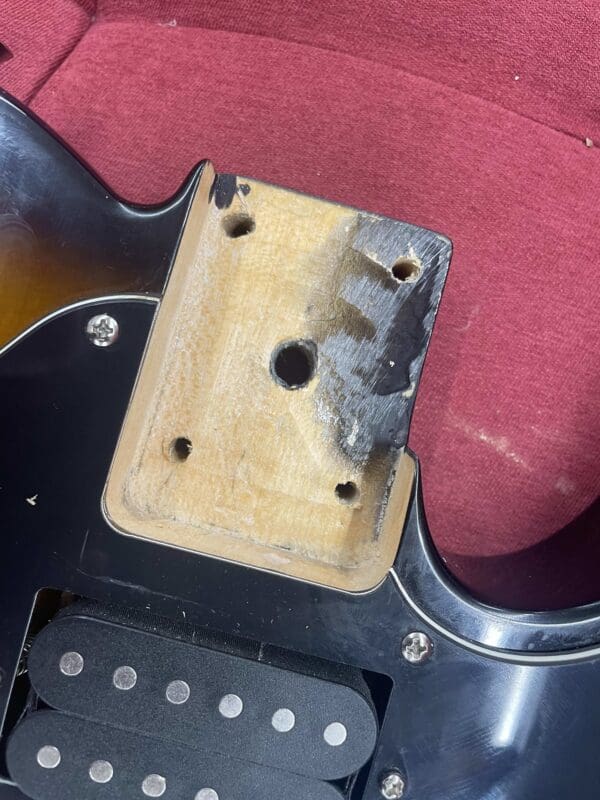 Telecaster Body W/ Pickups HH - 3 Tone Sunburst - Image 9