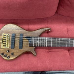 TUNE Guitar Technology TWB63-WN Active 6 String Bass - Natural