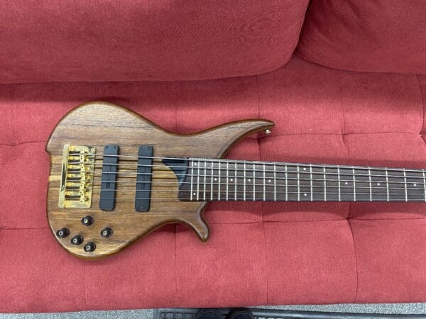 TUNE Guitar Technology TWB63-WN Active 6 String Bass - Natural