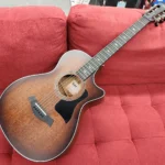 Taylor 322CE 12 fret – Brown sunburst with case