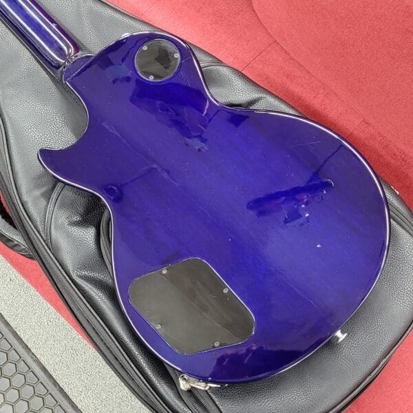 Gibson Les Paul Studio 2024 with Gigbag- Blueberry Burst - Image 12