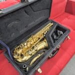 Yanagisawa AWO10 Standard Alto Saxophone outfit with Case and Accessories – Clear Lacquer Brass
