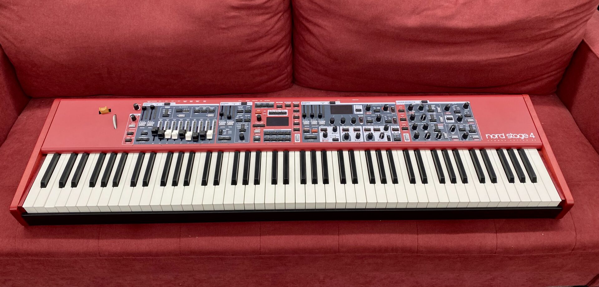 Nord Stage 4 HA88 Hammer Action 88-Key Digital Piano - Victor Litz