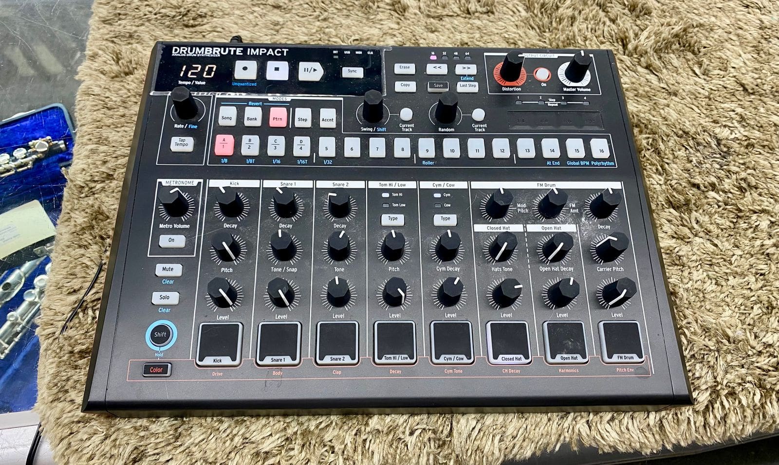Arturia DrumBrute Impact Analog Drum Machine - Victor Litz