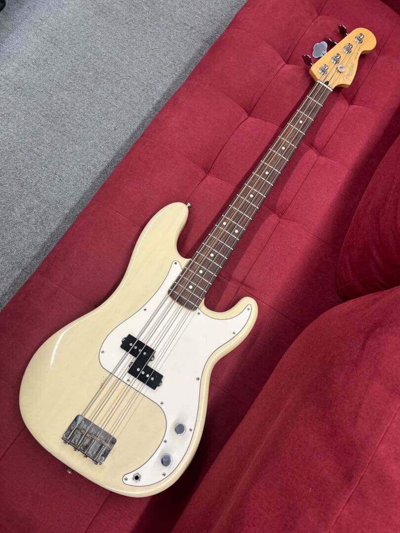 Fender Highway One Precision Bass with Rosewood Fretboard 2003